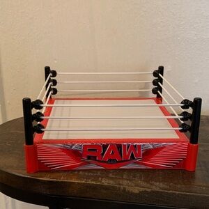 WWE RAW Knuckle Crushers Rebound Ring